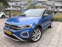 Volkswagen T-Roc - 1.5 TSI Style Auto betref in nieuwstaat van particulieren   Voertuigklassedifferentiatie -2GA- Vloermatt