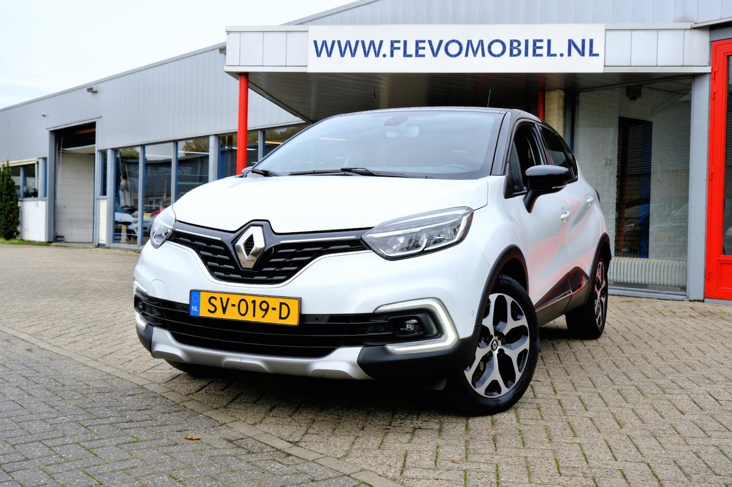 Renault Captur - 0.9 TCe Intens Navi|Clima|ParkAssist|Cam - AutoWereld.nl