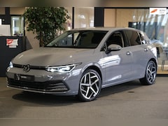 Volkswagen Golf - 8 1.5 eTSI Style DSG Navi Virtual IQ Led Cam Pdc Acc