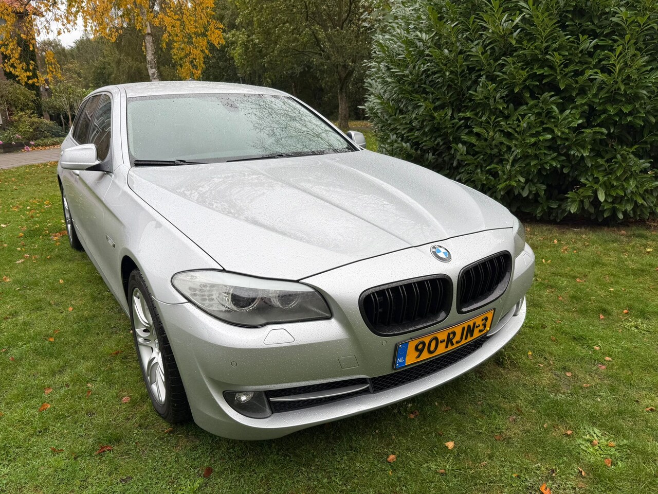 BMW 528I