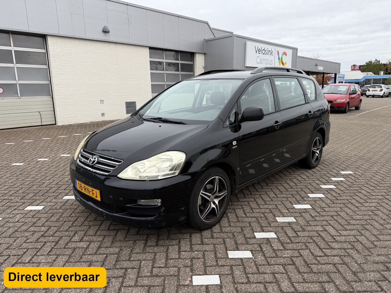 Toyota Avensis Verso - 2.0i Linea Luna 7-Persoons Airco 17" - AutoWereld.nl
