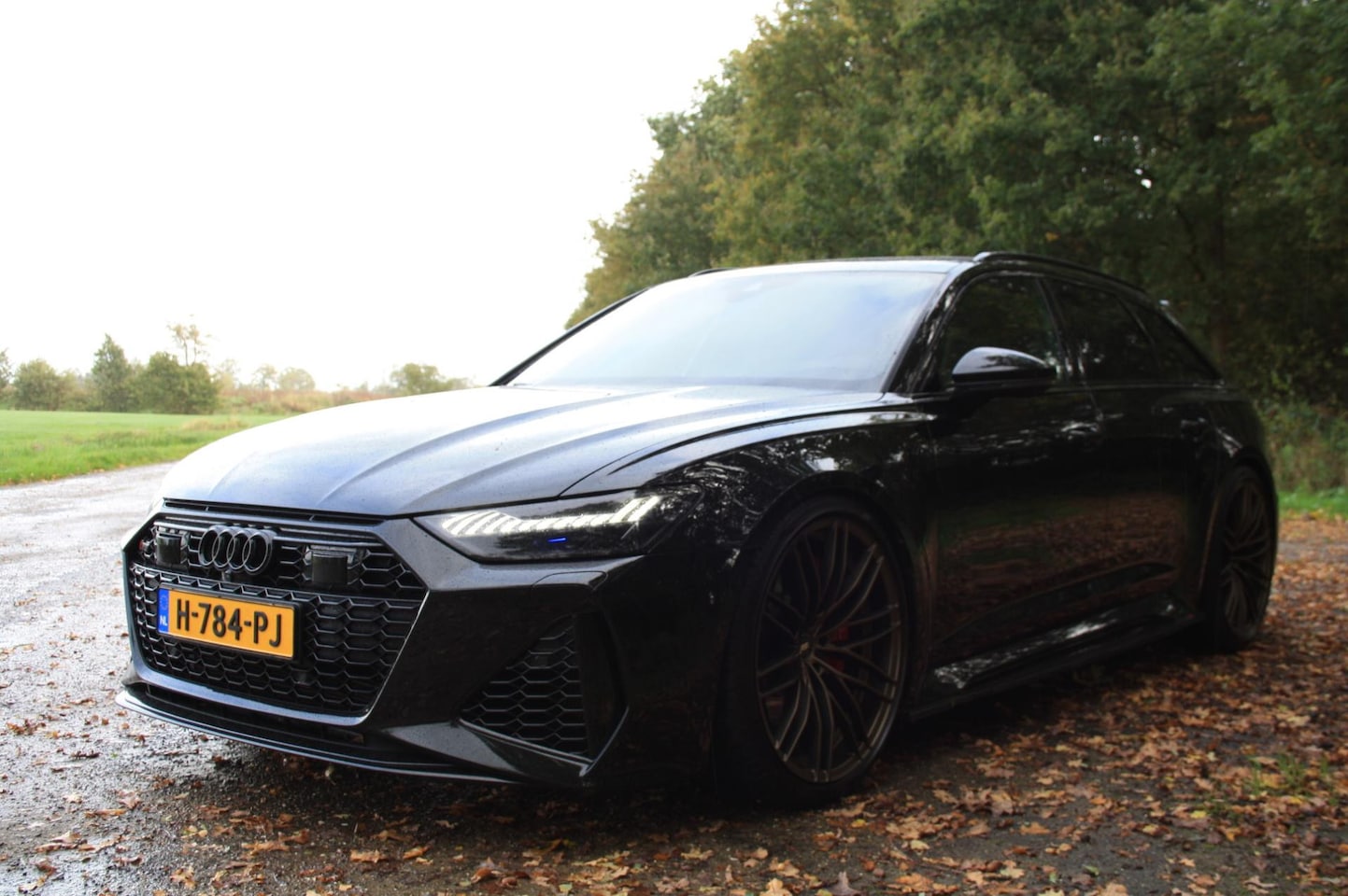 Audi RS6 - AVANT I 22" ABT I Urban pakket I Keramisch I Btw I Blu eye I 4-ws I - AutoWereld.nl