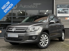 Volkswagen Tiguan - 1.4 TSI Comfort&Design Clima Bluetooth LMV