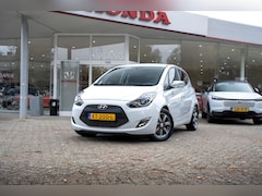Hyundai ix20 - 1.6i 124pk Go Automaat | NL Auto | 1e eigenaar | Lage km stand | Navigatie | Achteruitrijc