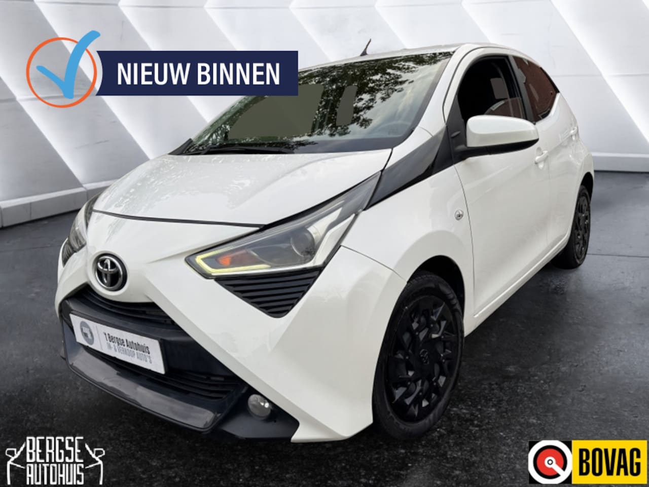 Toyota Aygo - 1.0 VVT-i x-fun Camera Carplay Airco - AutoWereld.nl