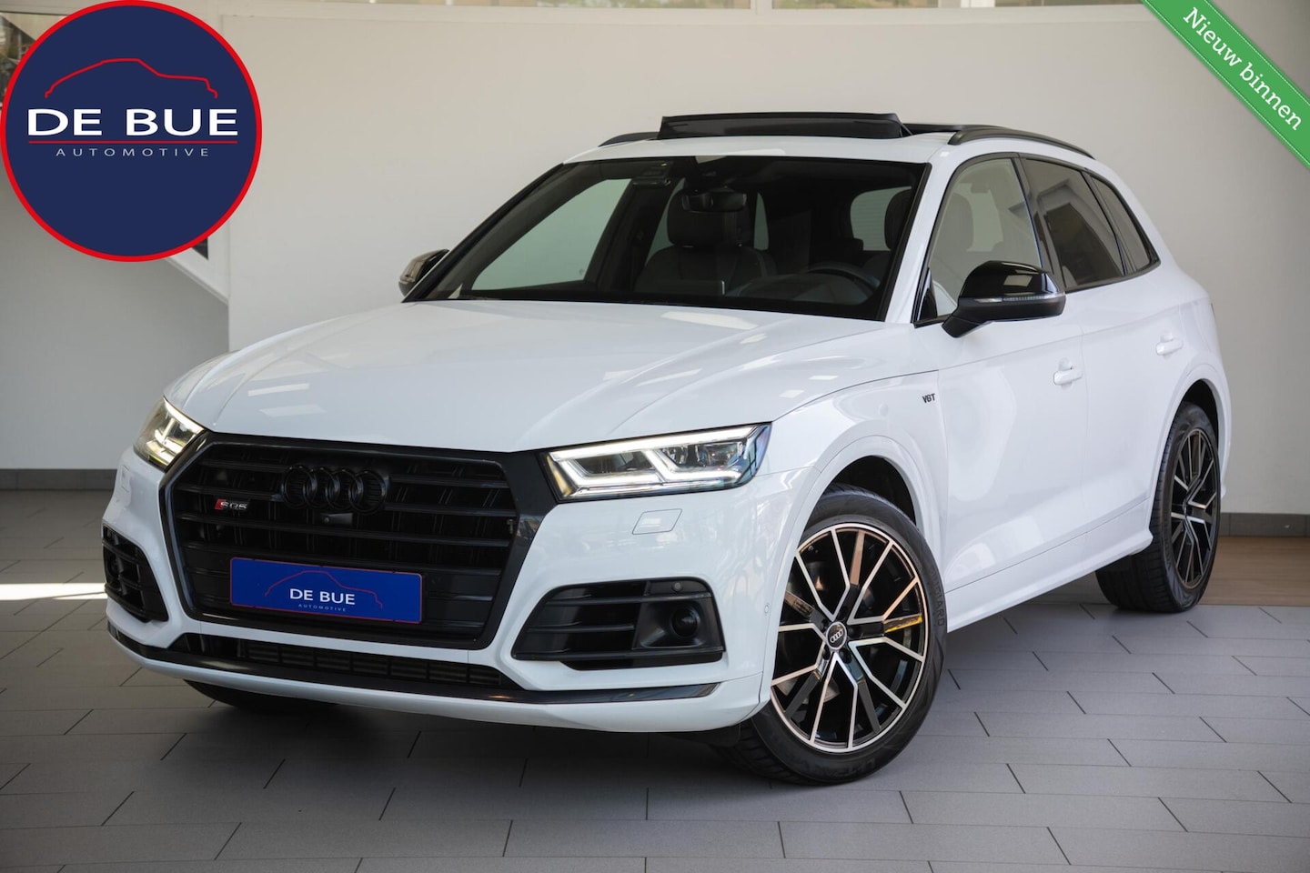 Audi SQ5 - 3.0 TFSI SQ5 quattro RS|Luchtvering|Pano|B&O|Trekhaak|Carbon|Full option|Dealer onderhoude - AutoWereld.nl