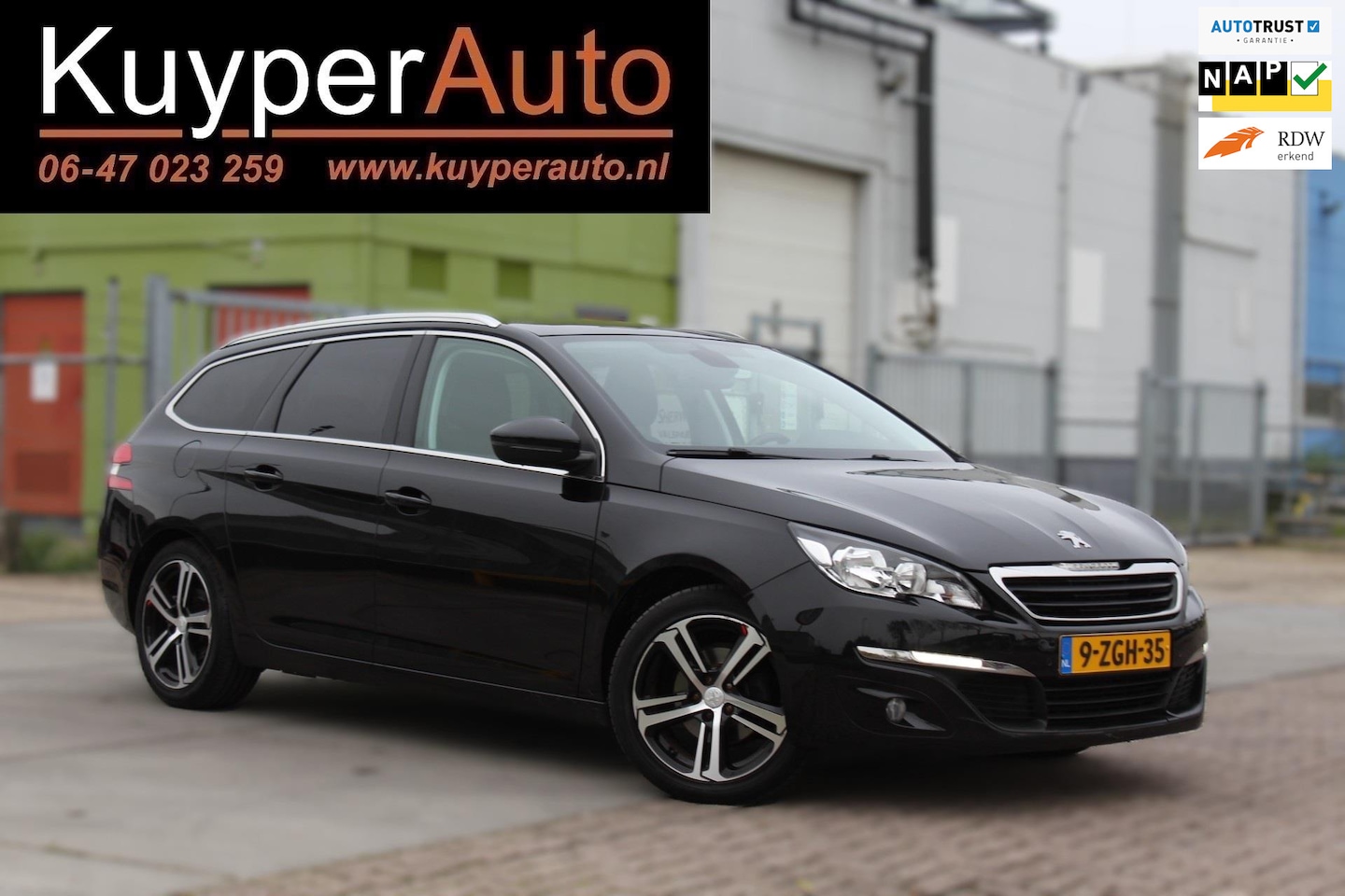 Peugeot 308 SW - 1.2 PureTech Blue Lease Executive TREKHAAK NAVI MULTIMEDIA - AutoWereld.nl