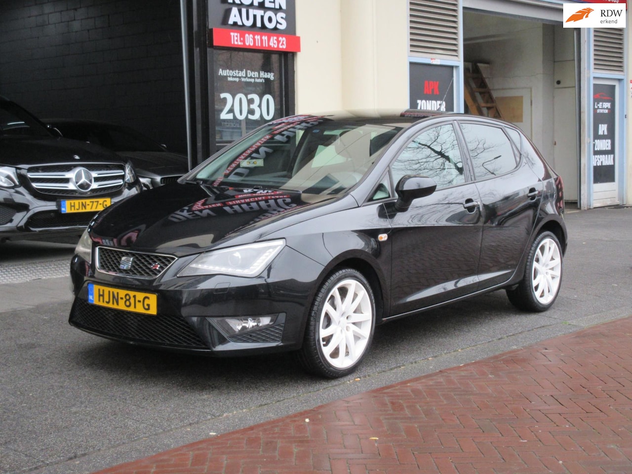 SEAT Ibiza - 1.4 TSI FR 5 Deurs Automaat Clima Xenon/Led Pdc - AutoWereld.nl