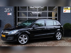 Opel Astra - 1.8 Sport Airco|Cruise|Bluetooth