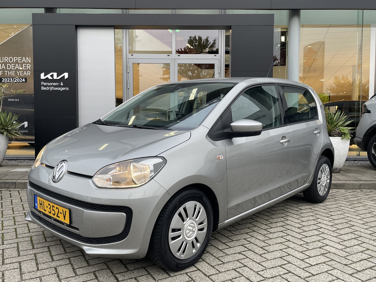 Volkswagen Up! - 1.0 move up! BlueMotion 1.0 move up! BlueMotion - AutoWereld.nl