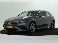 Mercedes-Benz A-klasse - 250 e Star Edition AMG Line | AMG Line | Sfeerverlichting | Achteruitrijcamera | Apple Car
