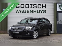 Toyota Avensis Wagon - 1.8 VVTi Terra | Trekhaak | Extra set velgen |