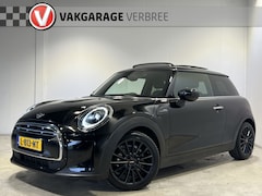 MINI Cooper - 1.5 Essential | Navigatie/Android/Apple Carplay | LM Velgen 17" | Elektrisch Panoramadak