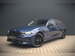 BMW 3-serie Touring - 330e High Executive Sportline | Keyless | PDC | Leer | Hifi | Ambiance Verlichting | Stoel