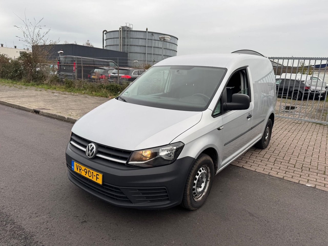 Volkswagen Caddy - 1.6 TDI NAVI/CLIMA - AutoWereld.nl