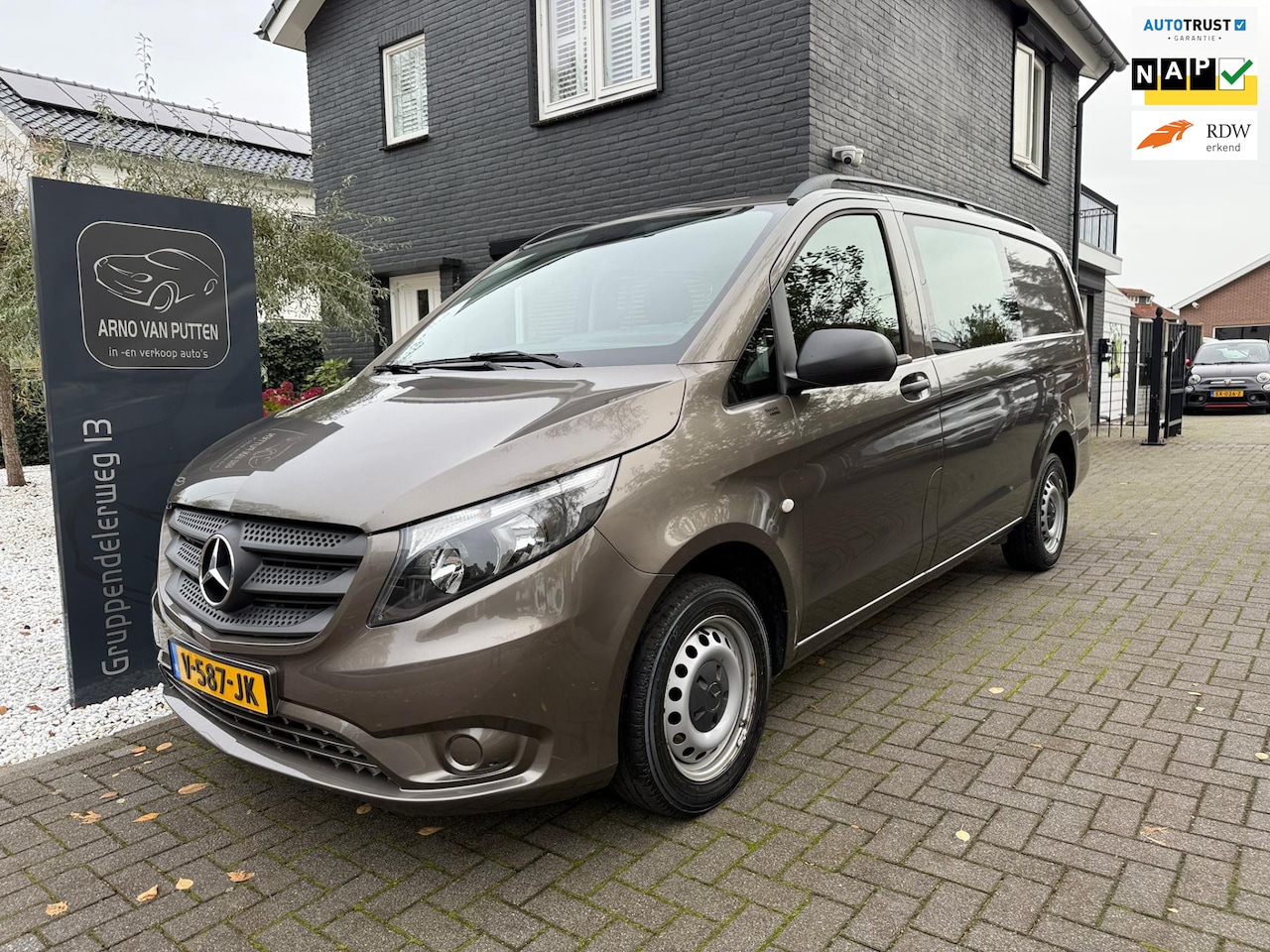 Mercedes-Benz Vito - 114 CDI Lang L2 Dubbele Cabine - Airco - Cruise - AutoWereld.nl
