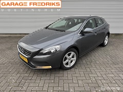 Volvo V40 - 1.6 T3 Momentum | Navi | Achteruitrijcamera |