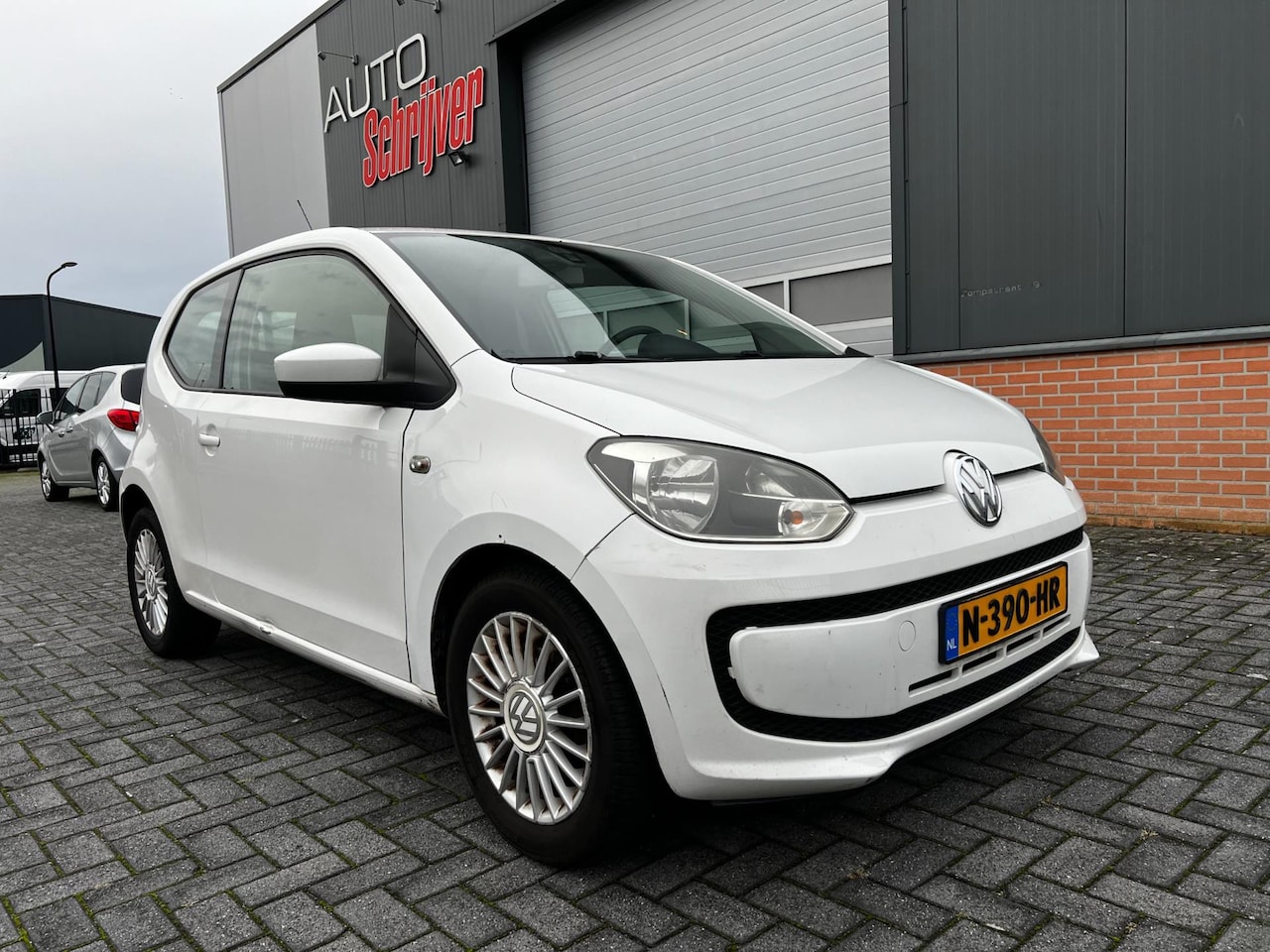 Volkswagen Up! - 1.0 high up! 1.0 high up! - AutoWereld.nl