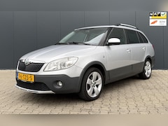 Skoda Fabia Combi - 1.2 TSI Scout Airco Cruise Trekhaak Nette auto