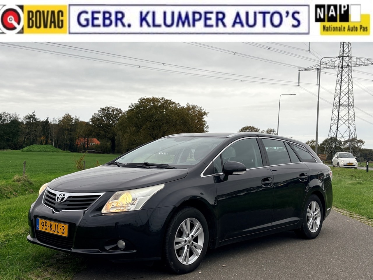 Toyota Avensis Wagon - 1.8 VVTi Dynamic Airco/ECC, Cruise, Navi, Trekhaak, 2e Eigenaar - AutoWereld.nl