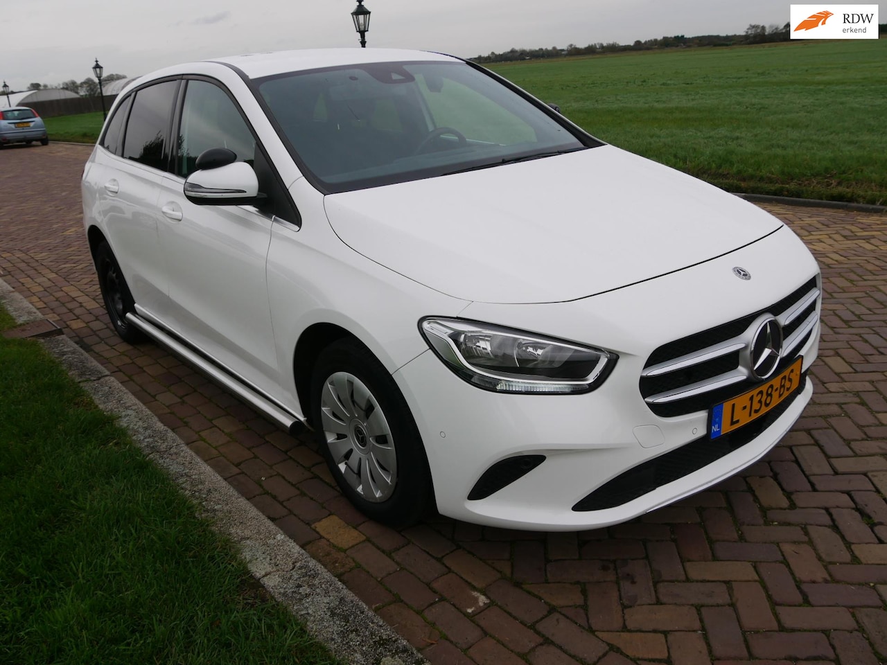 Mercedes-Benz B-klasse - 200d Advantage AUT **EX POLITIE ** -- 8999 MARGE CAR *** - AutoWereld.nl