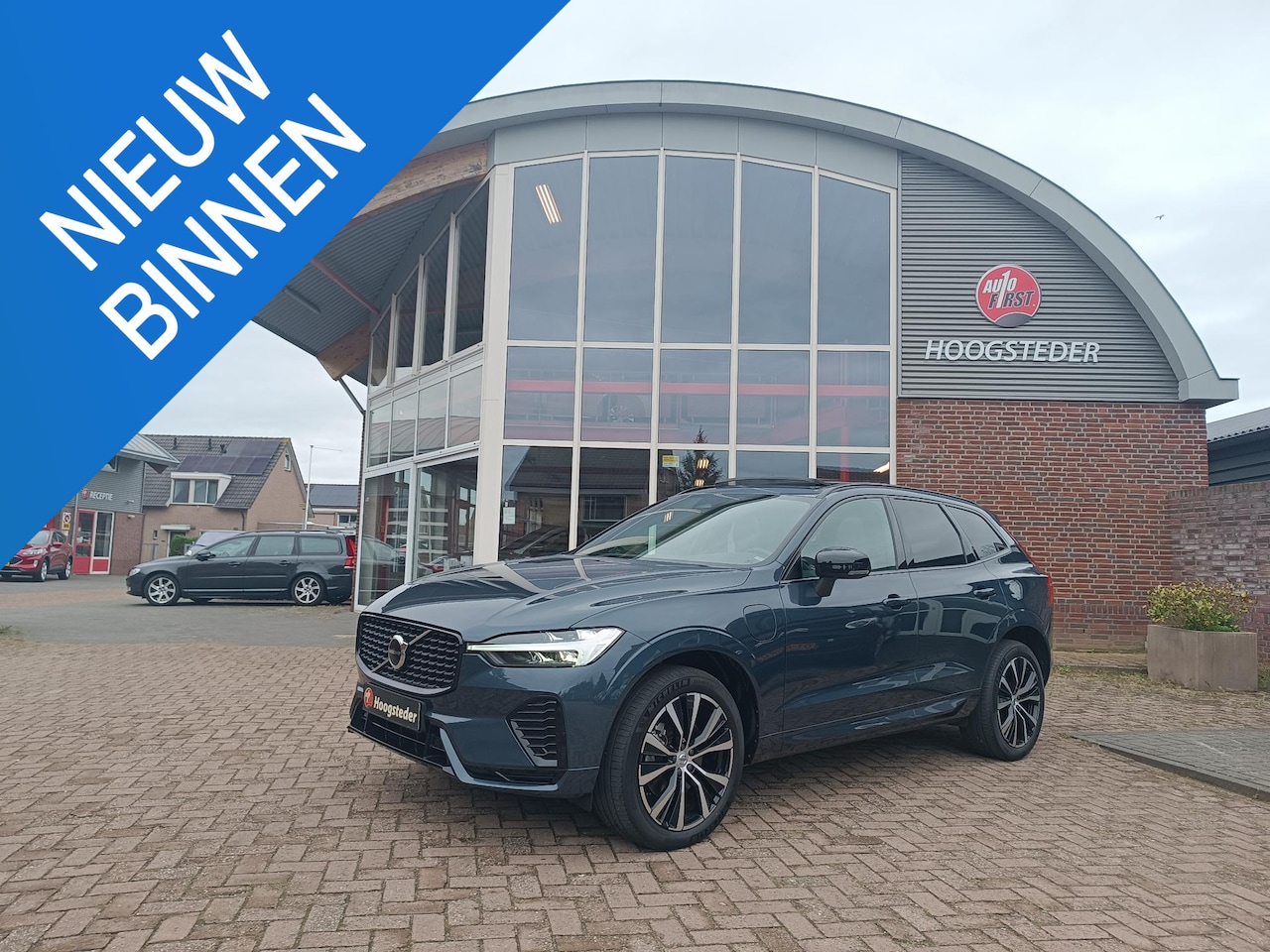 Volvo XC60 - 2.0 T6 Plug-in hybrid Dark, Trekhaak, schuifdak - AutoWereld.nl