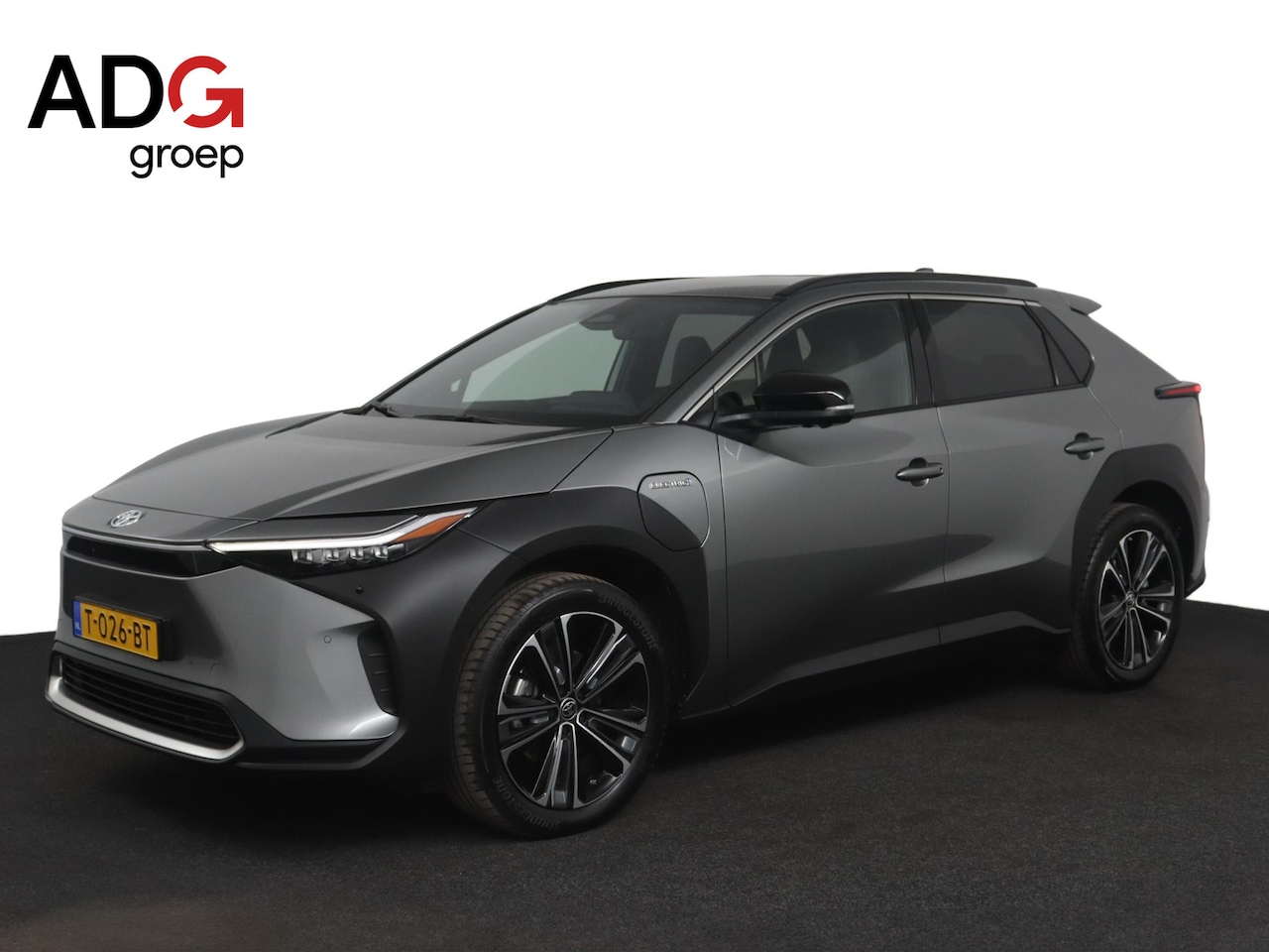 Toyota bZ4X - Premium 71 kWh | Lederen bekleding | Stoelverwarming & verkoeling | 3 fase laden | - AutoWereld.nl