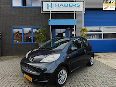 Peugeot 107 - 1.0-12V Urban Move 68PK|Origineel NL|Airco|Electrische Ramen|Toerenteller|Isofix|zuinig in
