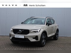 Volvo XC40 - B4 Plus Dark | Verwarmbare Voorstoelen en Stuurwiel | Semi-Elektrische Trekhaak | Verwarmb
