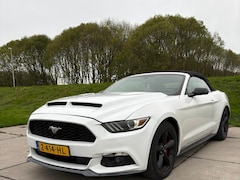 Ford Mustang Convertible - 2.3 EcoBoost california special 2.3 ecobo zeer mooi full option
