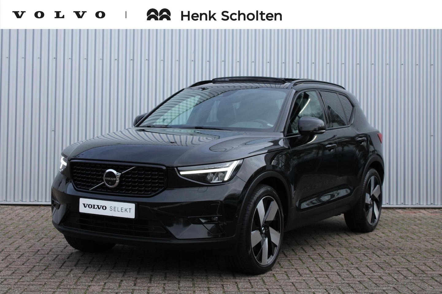 Volvo XC40 - 1.5 T5 Recharge R-Design | Panorama dak| 360graden Camera rondomzicht| Full LED Koplampen - AutoWereld.nl
