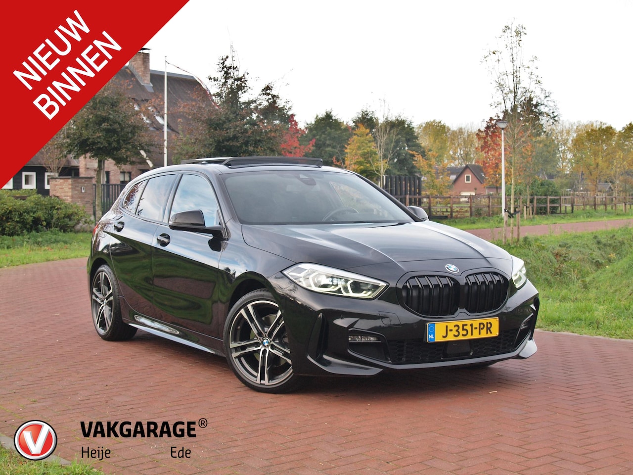 BMW 1-serie - 118i Executive Edition | M Sport | Panoramadak | Camera | Schaalstoelen | Cruise Control | - AutoWereld.nl