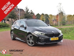 BMW 1-serie - 118i Executive Edition | M Sport | Panoramadak | Camera | Schaalstoelen | Apple Carplay |