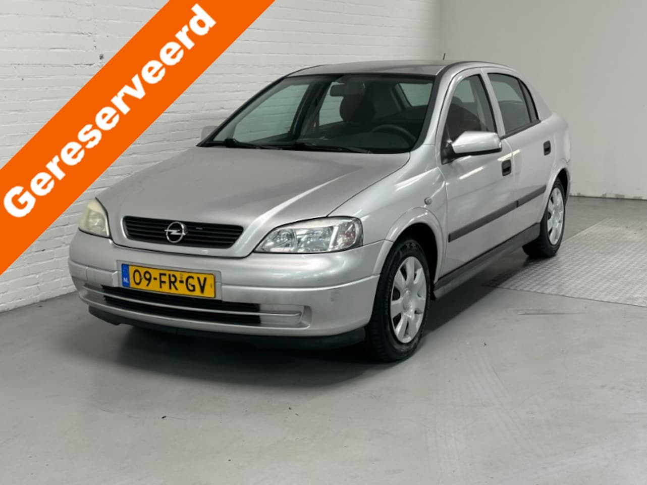 Opel Astra - 1.6-16V Club AUTOMAAT / TREKHAAK / ELK. RAMEN - AutoWereld.nl