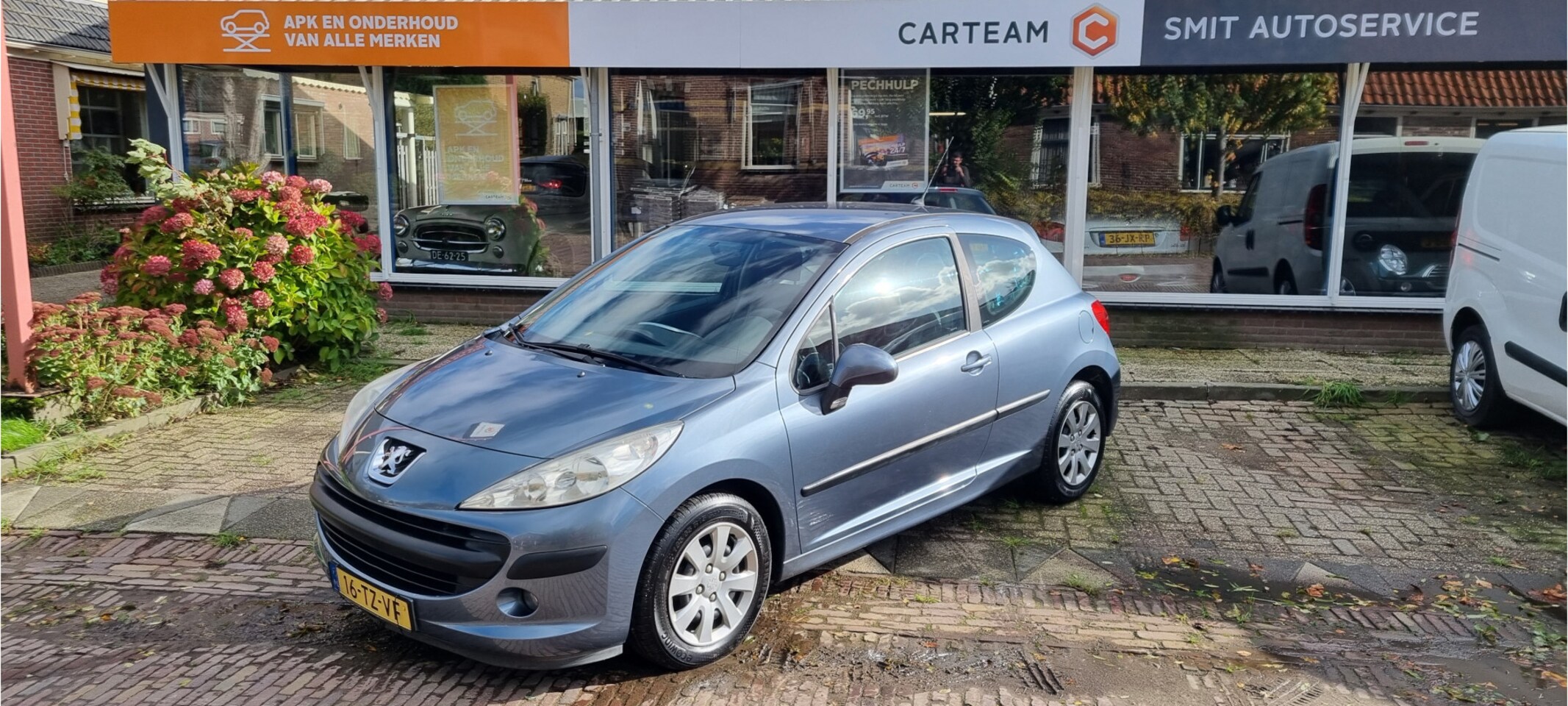 Peugeot 207 - 1.4 Color-line Airco Radio cd mp3. - AutoWereld.nl