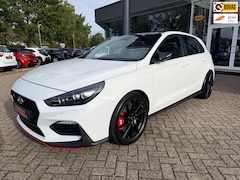 Hyundai i30 - 2.0 T-GDI N2 Performance, Navi, Camera, Clima, Stoel en stuur verwarming, Leer/ alcantara,