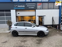 SEAT Ibiza - 1.4-16V Sport- Met onderhoudshistorie, airco, sportbumpers, NAP en een nieuwe APK