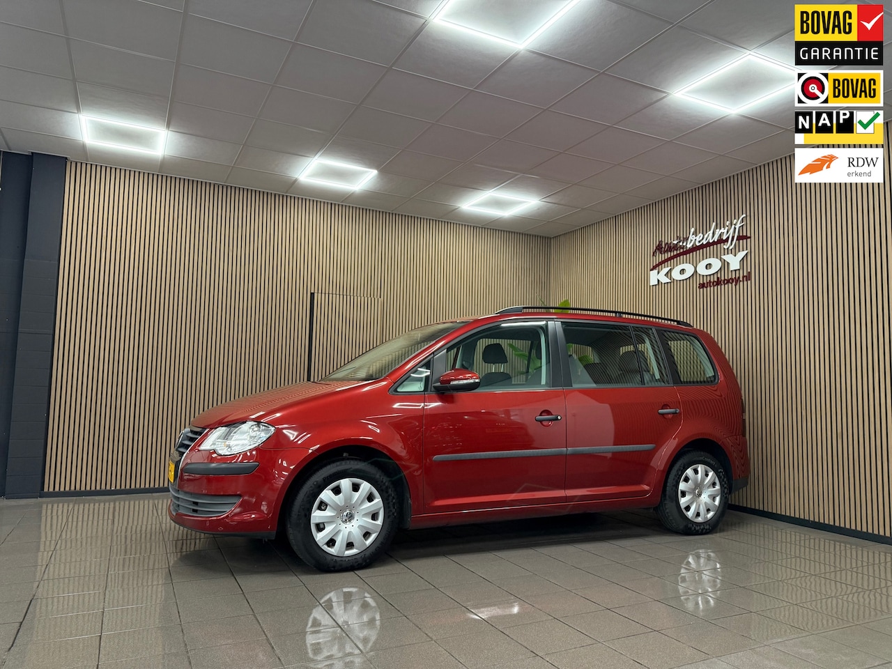 Volkswagen Touran - 1.4 TSI * 1e Eig / Dealer onderhouden / Navigatie / Cruise control / NL Auto * - AutoWereld.nl