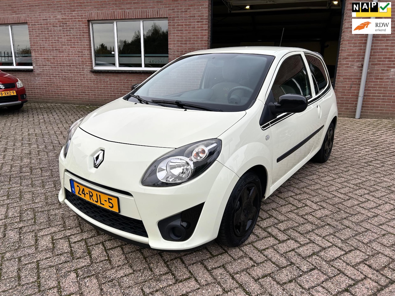 Renault Twingo - 1.2-16V Collection // Airco // APK 3-6-2026 - AutoWereld.nl