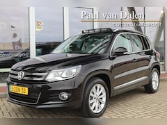 Volkswagen Tiguan - 1.4TSI 160PK Sport&Style AUTOMAAT 1e Eigenaar | Panodak | Trekhaak | Bi-Xenon | Navi | Pdc