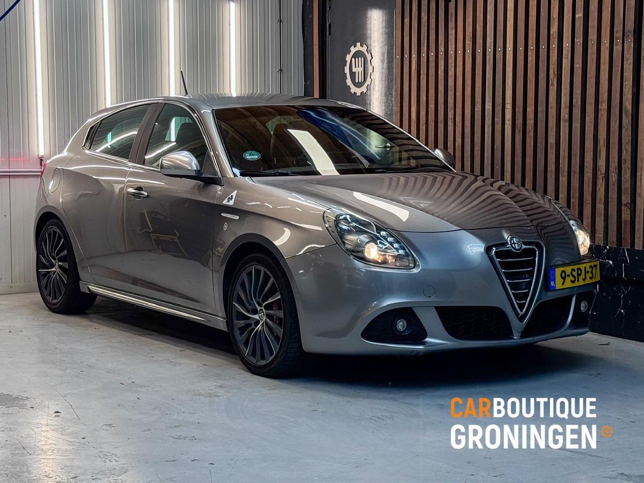 Alfa Romeo Giulietta - 1.7 TBi Quadrifoglio Verde QV | GOED OH | LEDER - AutoWereld.nl