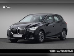 BMW 2-serie Active Tourer - 230e xDrive | M Sportpakket | Comfort Access | Elektrisch verstelbare stoelen | Driving As