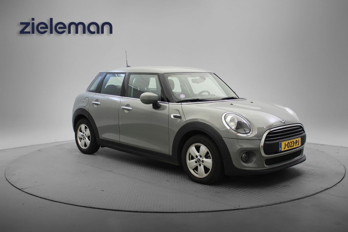MINI Cooper - 1.5 One Salt 5 Deurs - Airco, Cruise - AutoWereld.nl
