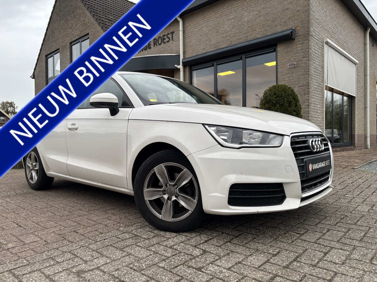 Audi A1 Sportback - 5DRS 1.0 TFSI Pro Line Navigatie / Cruise control - AutoWereld.nl