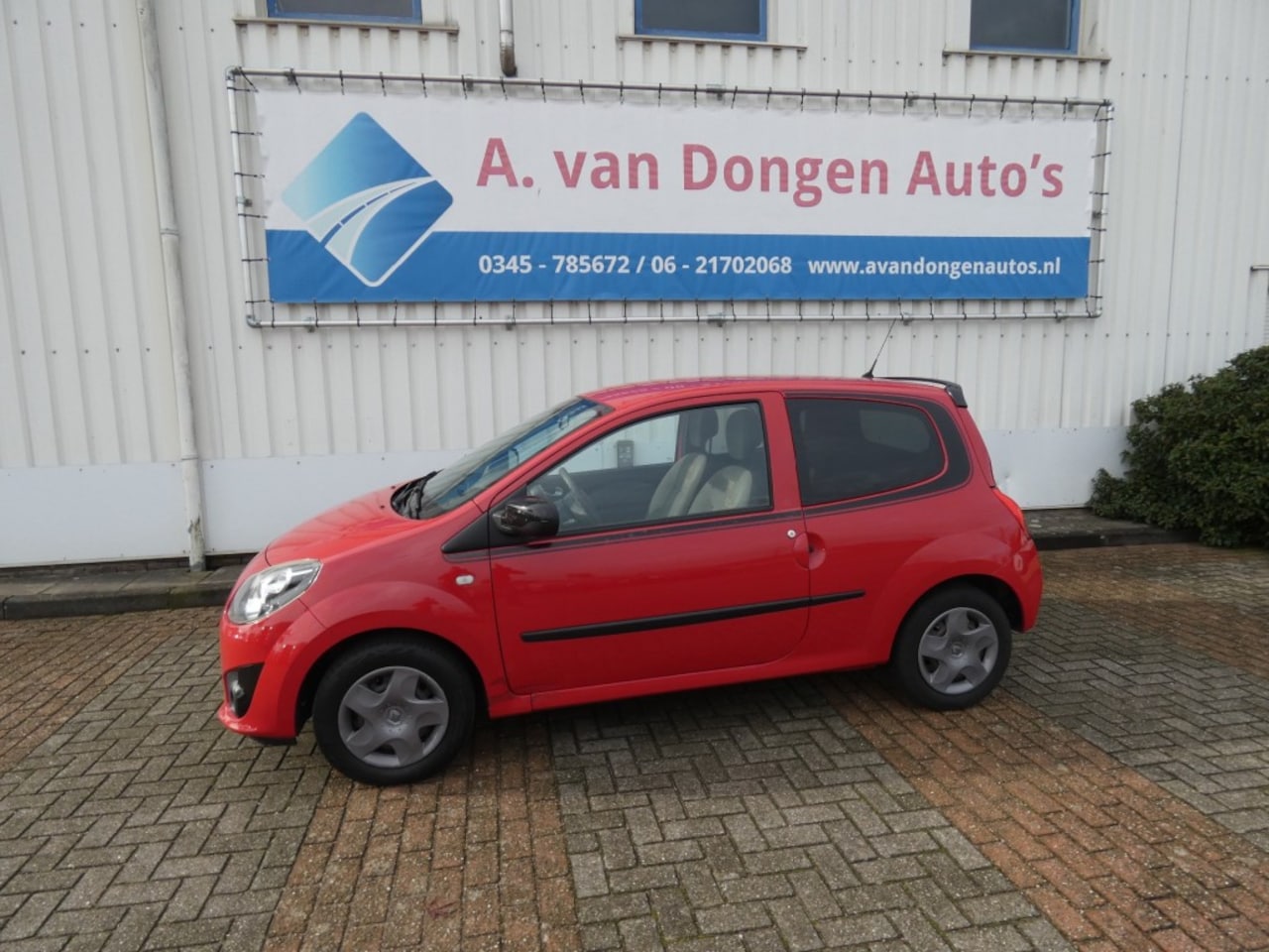 Renault Twingo - 1.2-16V Collection 1.2-16V COLLECTION,Airco,Bltooth,APK,29-10-26 - AutoWereld.nl