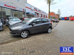 Ford Fiesta - 1.0 STYLE ULTIMATE / Navigatie / Cruise Control /
