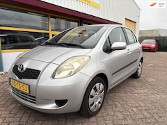 Toyota Yaris - 1.3 VVTi Sol AIRCO