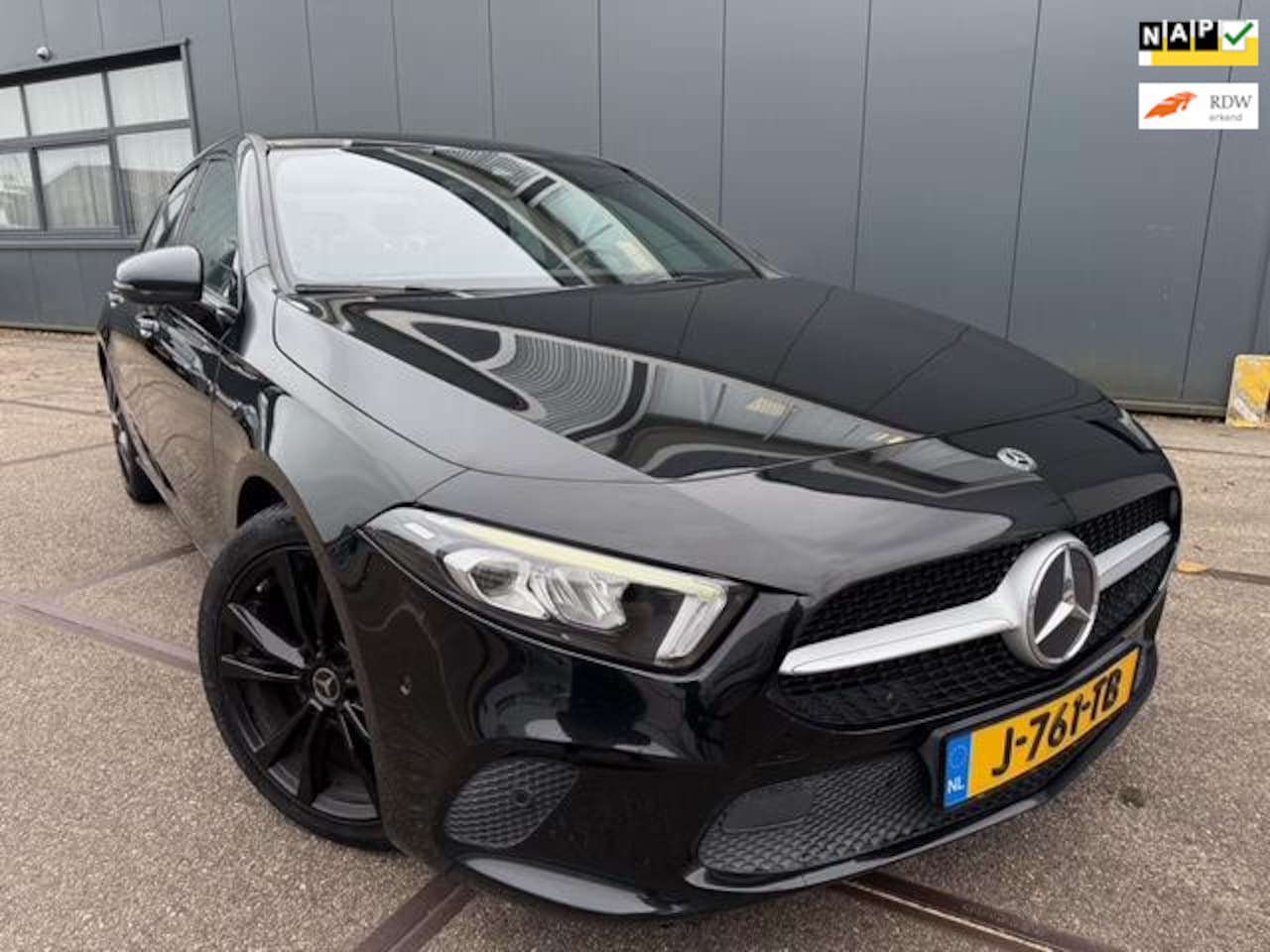 Mercedes-Benz A-klasse - 180 d Advantage | NAP | CARPLAY | APK | - AutoWereld.nl