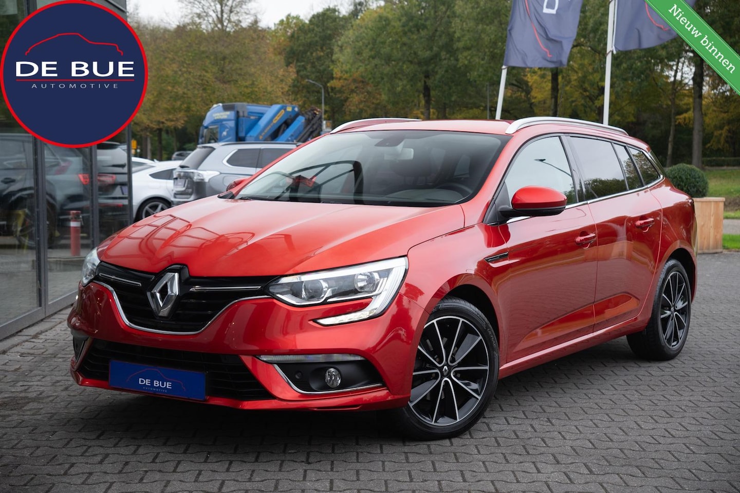 Renault Mégane Estate - 1.2 TCe 131PK Zen|2e Eig|Trekhaak|Intens RS|Navi|Led|Clima|UNIEK|Volledig Onderhouden - AutoWereld.nl