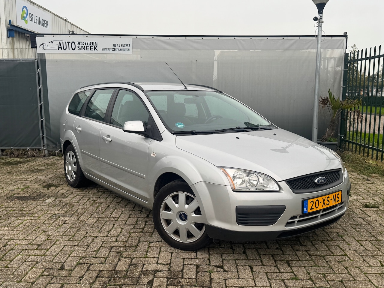 Ford Focus Wagon - 1.6-16V Trend - NWE APK - Airco - Cruise - AutoWereld.nl